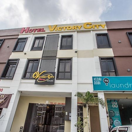 Hotel Zamburger Victory City Johor Bahru Exteriér fotografie