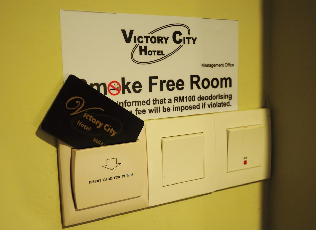 Hotel Zamburger Victory City Johor Bahru Exteriér fotografie