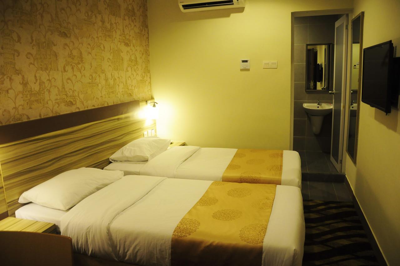 Hotel Zamburger Victory City Johor Bahru Pokoj fotografie