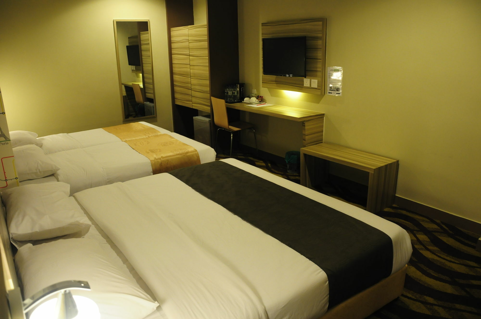 Hotel Zamburger Victory City Johor Bahru Exteriér fotografie